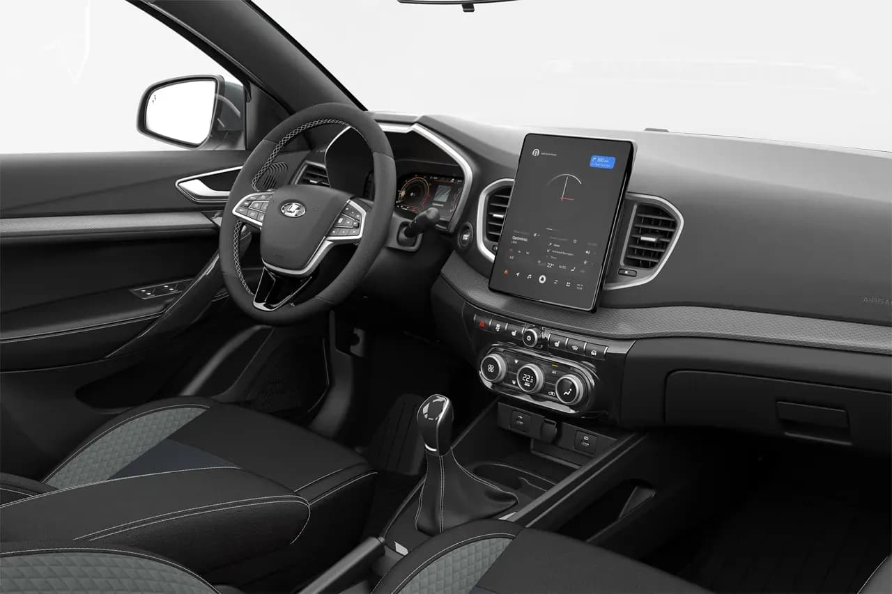 LADA Vesta и LADA Aura получили климат-систему и LADA Connect без изменения цены