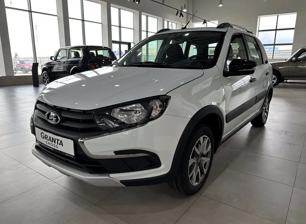LADA Granta Универсал Комфорт 2026 г., белый, № 26367 — фото 1