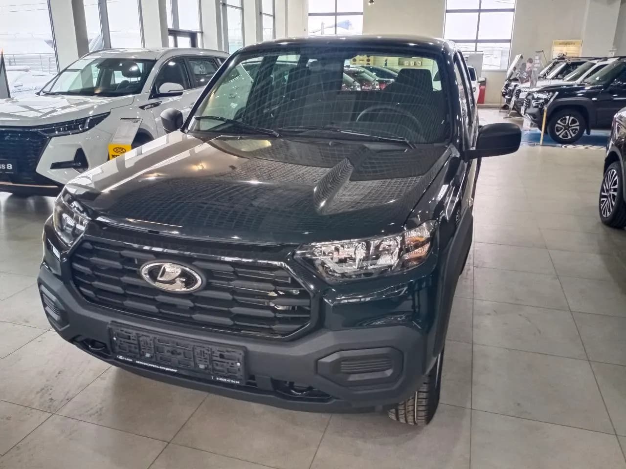 LADA Niva Travel Классик 2026 г., зеленый — фото 1