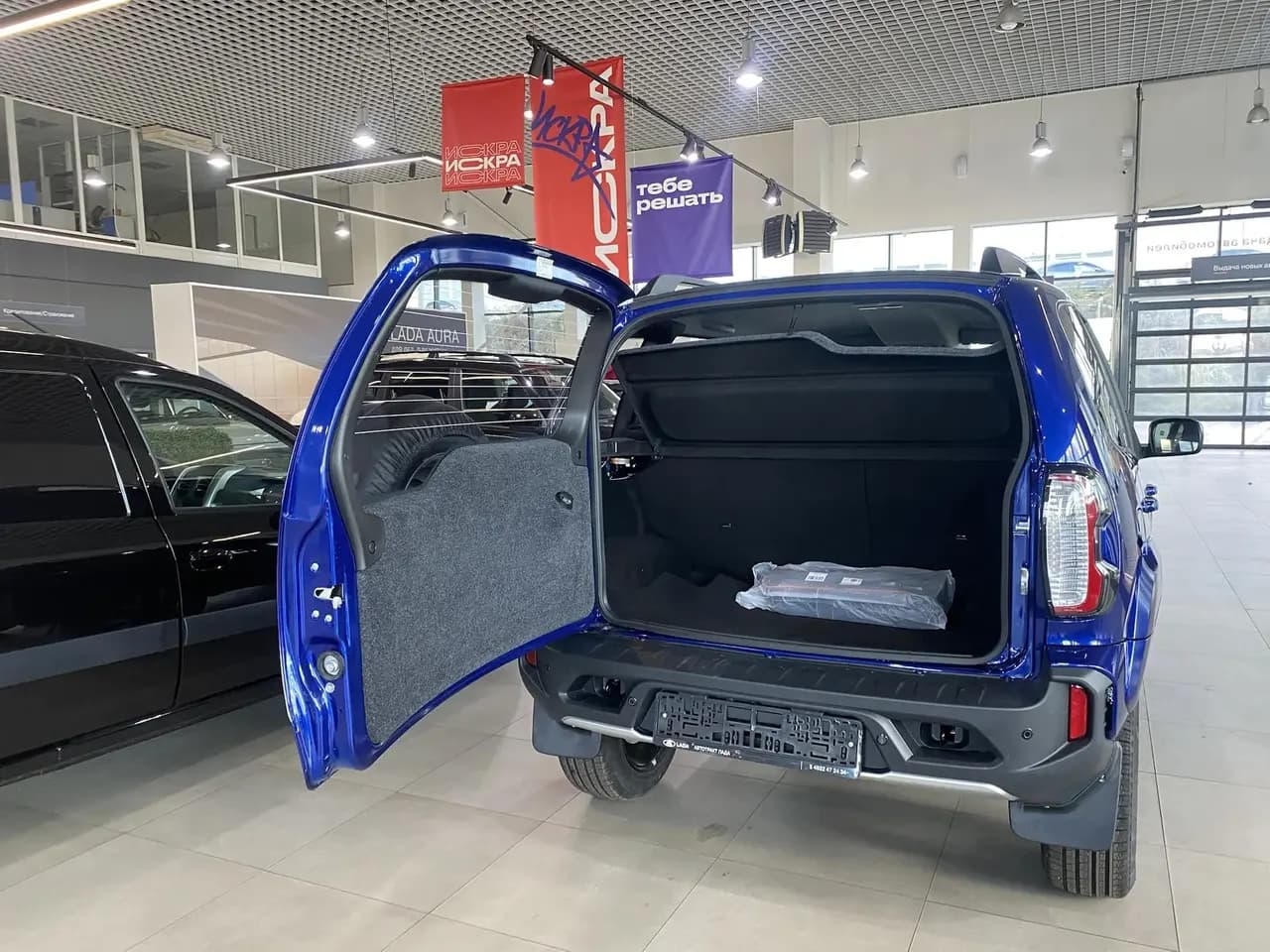 LADA Niva Travel Техно 2026 г., синий — фото 4