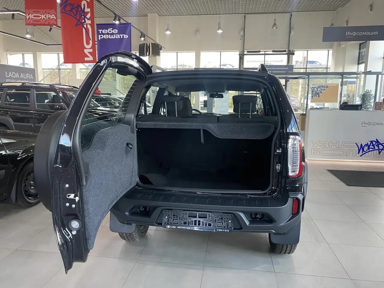 LADA Niva Travel Комфорт 2026 г., черный, № 10498 — фото 8