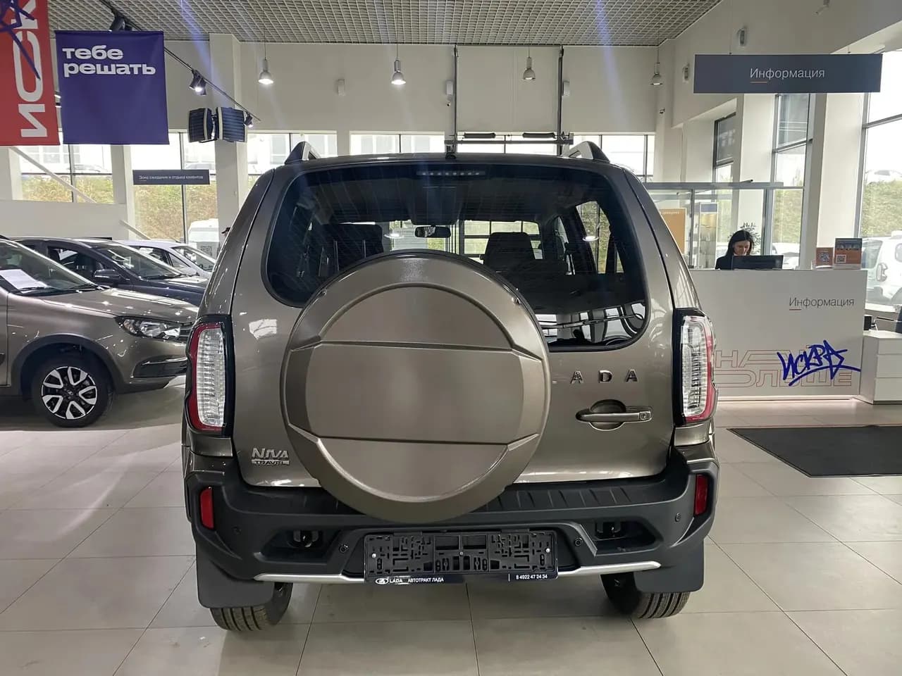 LADA Niva Travel Техно 2026 г., серебряный — фото 9