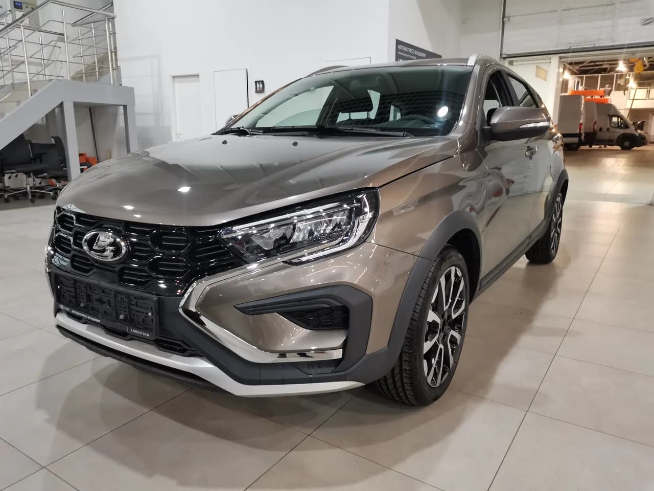 LADA Vesta Универсал Драйв 2026 г., коричневый — фото 2