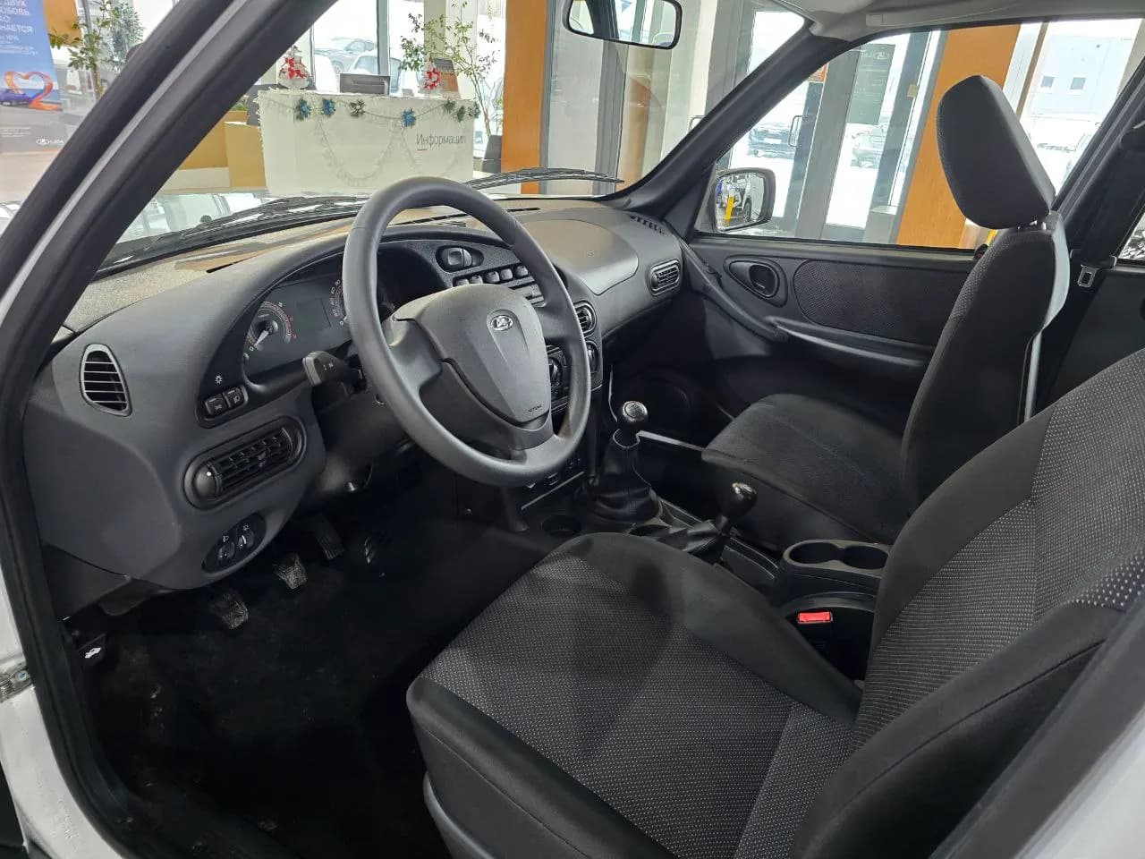 LADA Niva Travel Практик 2025 г., белый — фото 8